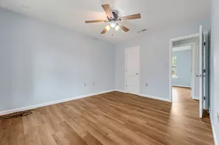 1421 Mixon Dr, Fort Walton Beach, FL 32547 - Photo 22