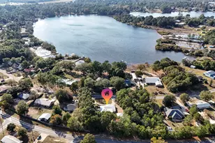 314 Lakeview Dr, Defuniak Springs, FL 32433 - Photo 4