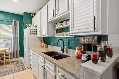 15284 331 Business Highway #UNIT 12A, Freeport, FL 32439 - Photo 4