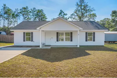 68 E Iris Lane E, Defuniak Springs, FL 32433 - Photo 1