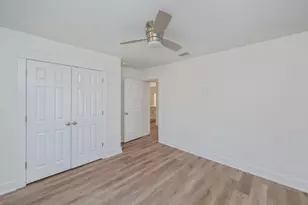 68 E Iris Ln E, Defuniak Springs, FL 32433 - Photo 16