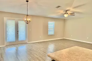 709 Riverwalk Cir, Freeport, FL 32439 - Photo 6