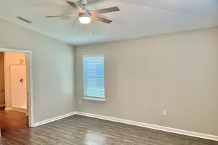 709 Riverwalk Cir, Freeport, FL 32439 - Photo 8