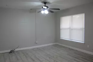 109 SE Chicago Ave SE, Fort Walton Beach, FL 32548 - Photo 2