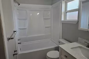 109 SE Chicago Ave SE, Fort Walton Beach, FL 32548 - Photo 8