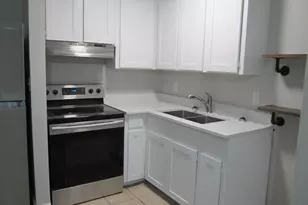 109 SE Chicago Ave SE, Fort Walton Beach, FL 32548 - Photo 4