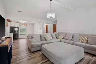 403 Juniper Dr, Crestview, FL 32536 - Photo 10