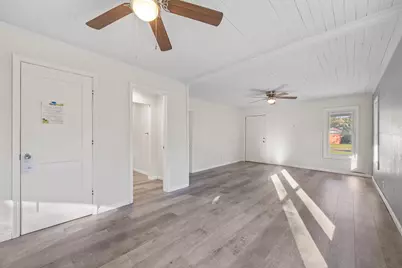 198 E 1st Avenue E, Crestview, FL 32536 - Photo 4