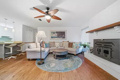 7506 N Shores Drive N, Navarre, FL 32566 - Photo 6