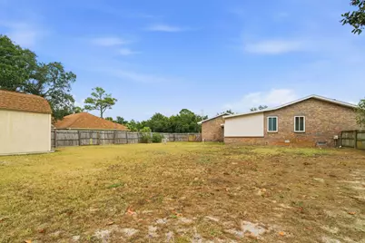 7506 N Shores Drive N, Navarre, FL 32566 - Photo 28