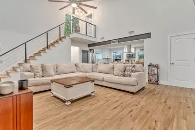 2037 Lewis Turner Boulevard #B, Fort Walton Beach, FL 32547 - Photo 8