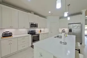 9283 Ridge Dr, Navarre, FL 32566 - Photo 12