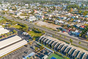 6215 Thomas Dr, Panama City Beach, FL 32408 - Photo 36