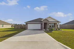8775 Clearbrook Dr, Milton, FL 32583 - Photo 2