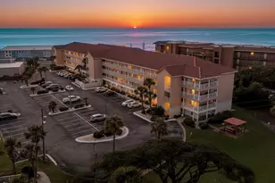 2076 Scenic Gulf Dr, Miramar Beach, FL 32550 - Photo 34