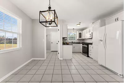 9110 Sunshine Drive, Youngstown, FL 32466 - Photo 12