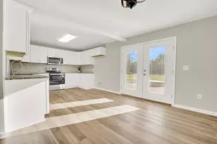 537 N 11th Street N, Panama City, FL 32404 - Photo 4