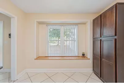 2401 Roberts Drive, Niceville, FL 32578 - Photo 10