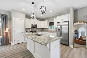 2339 Hadleigh Hills Ct, Navarre, FL 32566 - Photo 12