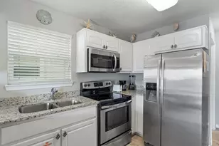 8436 Gulf Blvd, Navarre, FL 32566 - Photo 12