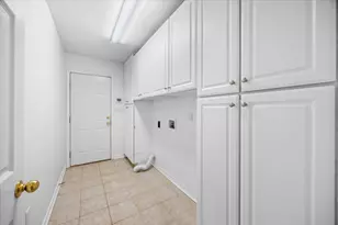 9655 Parker Lake Cir, Navarre, FL 32566 - Photo 32