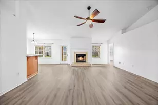 9655 Parker Lake Cir, Navarre, FL 32566 - Photo 14