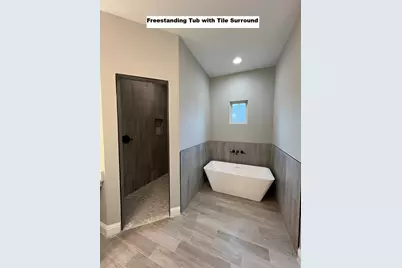 4646 Chanteuse Parkway, Crestview, FL 32539 - Photo 16