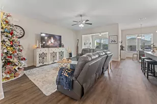 3041 Crown Creek Cir, Crestview, FL 32539 - Photo 14