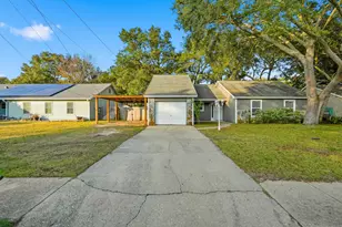 266 Honeysuckle Way, Niceville, FL 32578 - Photo 4