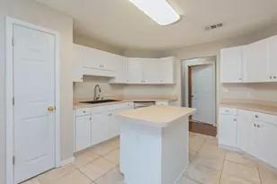 217 Lustan Dr, Crestview, FL 32536 - Photo 10