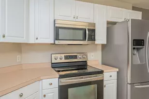 217 Lustan Dr, Crestview, FL 32536 - Photo 8