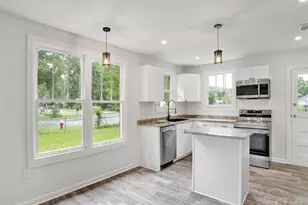 1220 N Kirk Street N, Pensacola, FL 32505 - Photo 4