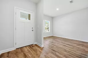 968 Texas Pkwy, Crestview, FL 32536 - Photo 2