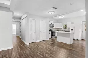 303 NE Hollywood Blvd NE, Fort Walton Beach, FL 32548 - Photo 12