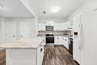 303 NE Hollywood Boulevard NE, Fort Walton Beach, FL 32548 - Photo 10