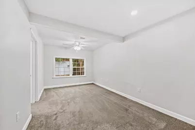 303 NE Hollywood Boulevard NE, Fort Walton Beach, FL 32548 - Photo 20