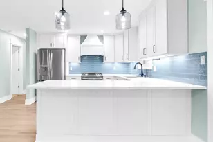 425 Stahlman Ave, Destin, FL 32541 - Photo 1