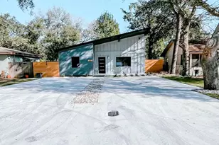 113 NW Mississippi Ave NW, Fort Walton Beach, FL 32548 - Photo 2