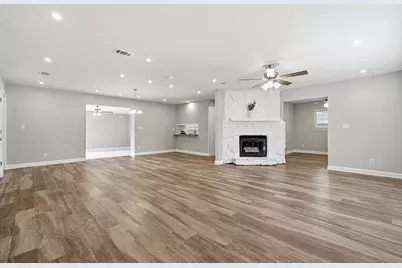 258 NW Briarwood Circle NW, Fort Walton Beach, FL 32548 - Photo 8