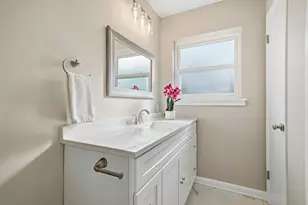 258 NW Briarwood Circle NW, Fort Walton Beach, FL 32548 - Photo 20