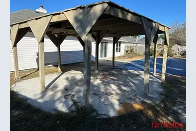 1039 Blvd De La Parisienne, Mary Esther, FL 32569 - Photo 4