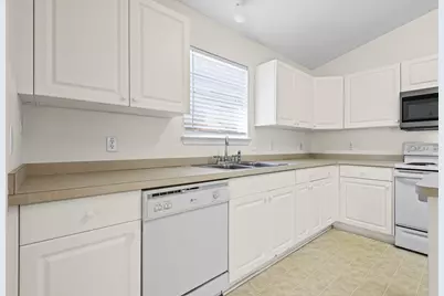 9523 Parker Place Drive, Navarre, FL 32566 - Photo 14