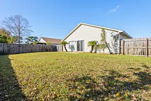 9523 Parker Pl Dr, Navarre, FL 32566 - Photo 32