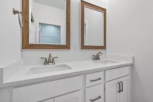 228 NE Greenbrier Circle NE, Fort Walton Beach, FL 32547 - Photo 18