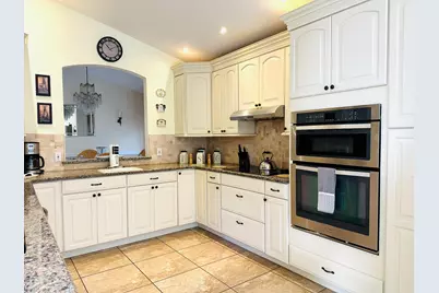 1049 Lake Berkley Drive, Other, FL N/A - Photo 6