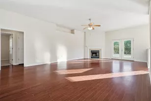 4227 Shadow Ln, Niceville, FL 32578 - Photo 14