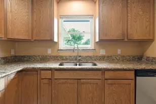 310 NW Jonquil Ave NW, Fort Walton Beach, FL 32548 - Photo 18