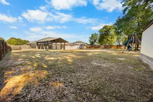 2392 Agerton St, Crestview, FL 32536 - Photo 68