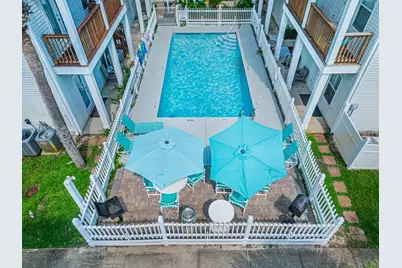 2001 Devmor Court #UNIT 2C, Fort Walton Beach, FL 32548 - Photo 2