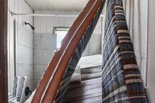 950 B St, Crestview, FL 32536 - Photo 18